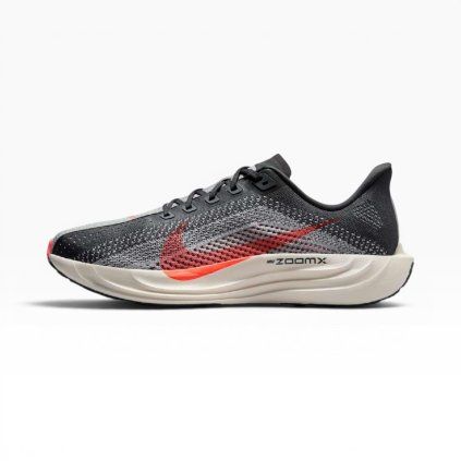  (Velikost Eur 47,5|US 13|31cm)