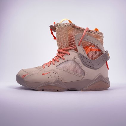 Nike AIR 7 RETRO SP - DR1485-168 (Velikost Eur 40|US 8,5|25,5cm|Obuv je B-grade (na obuvi jsou drobné kosmetické vady))