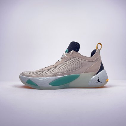Jordan LUKA 1 NEXT NATURE - DR9830-130 (Velikost Eur 38,5|US 6|24cm|Obuv je B-grade (na obuvi jsou drobné kosmetické vady))