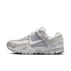 Nike ZOOM VOMERO 5 / Pure Platinum Platinum Tint Wolf Grey Summit White - HQ0458-001 (Velikost Eur 40,5|US 9|26cm)
