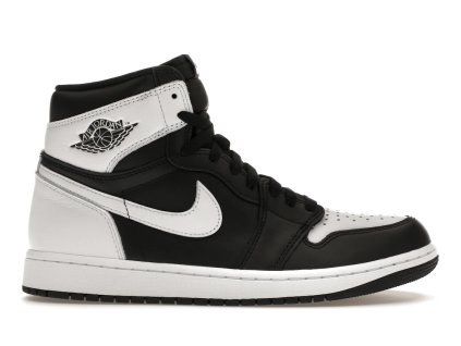 Jordan 1 Retro High OG Black White 360 01