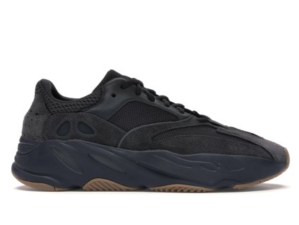 adidas Yeezy Boost 700 Utility Black 360 01