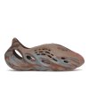 adidas Yeezy Foam RNNR MX Sand Grey 360 01