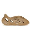 adidas Yeezy Foam RNR Clay Taupe 360 01