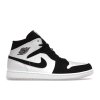 Jordan 1 Mid Diamond Shorts 360 01