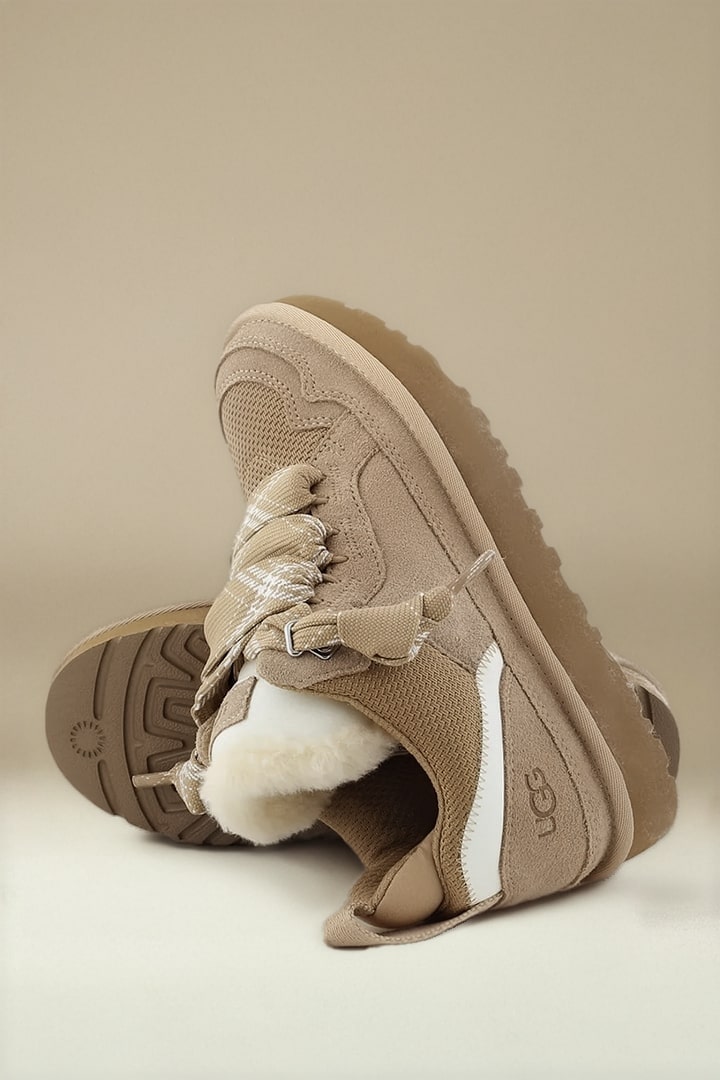 UGG