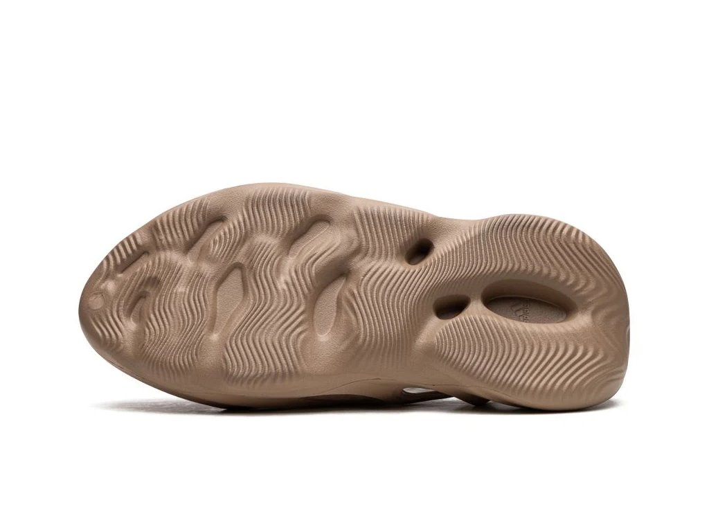 SneakerStore.cz | YEEZY Foam RNNR SneakerStore.cz | YEEZY Foam RNNR
