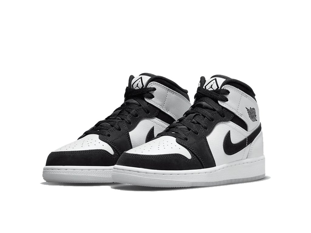 Air jordan 1 hotsell mid with shorts