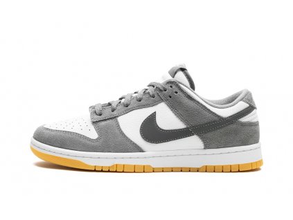 Nike Dunk Low "Smoke Grey"