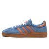 handball spezial wmns light blue 119008 01 (1)