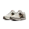 WmnsZoomVomero5LightBoneSesame 1