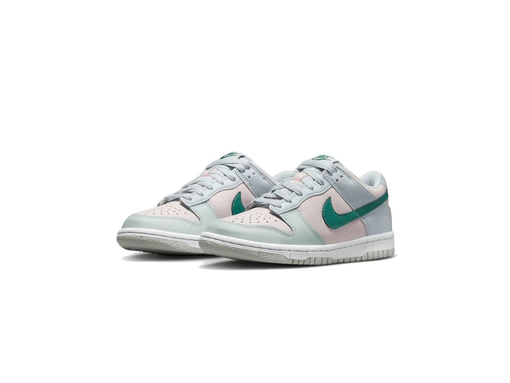 nike dunk low mineral teal gs 1 1000