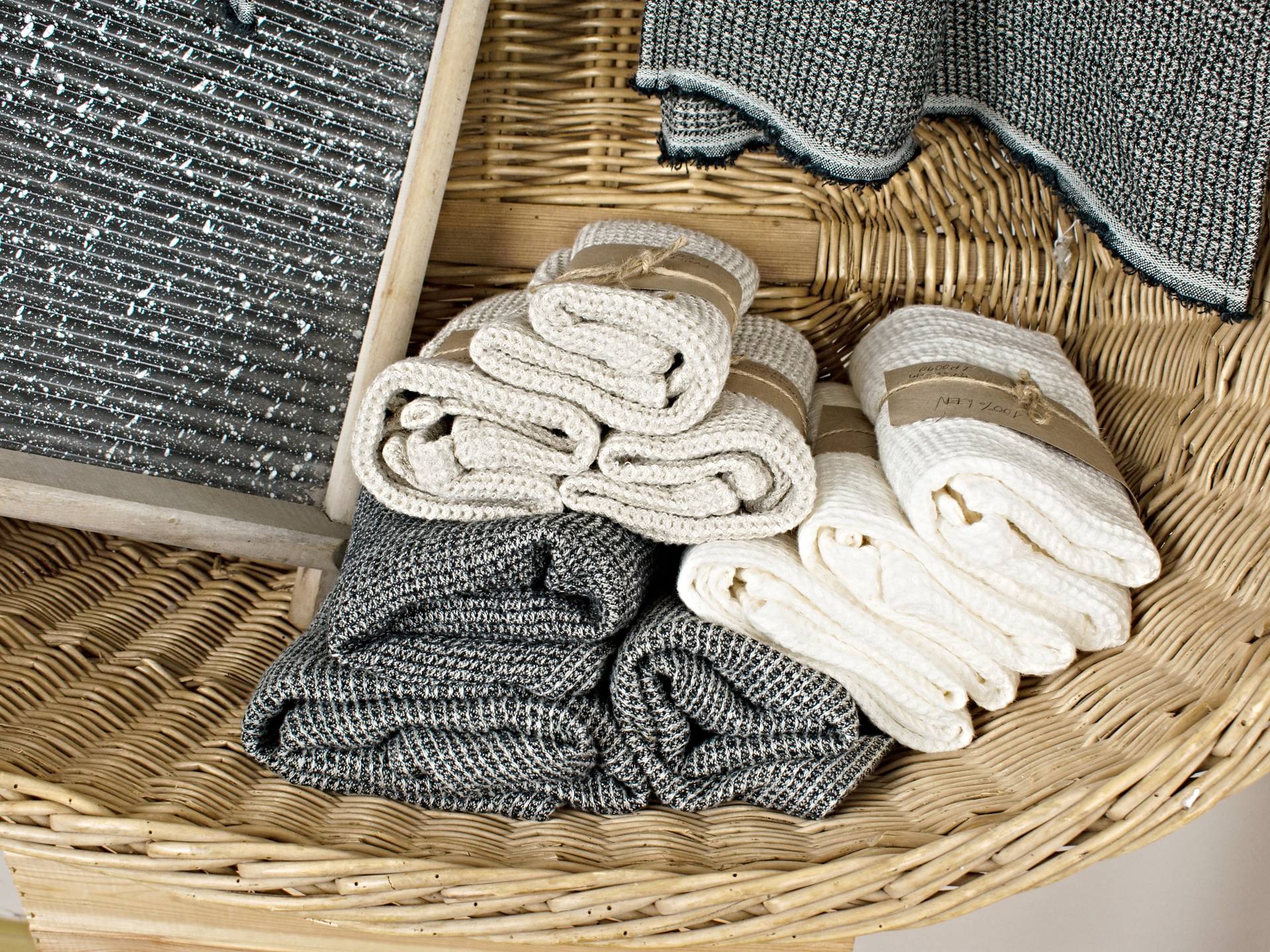 Objevte kouzlo lněných ručníků pro váš domácí komfort