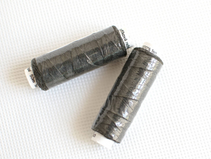 Lněná nit knoflíková TEX40x3 tmavě zelená