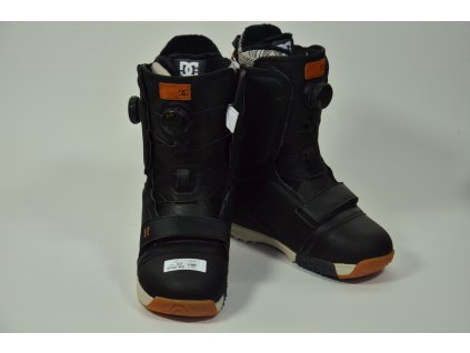 23089 boty na snowboard dc mora vel 4 5