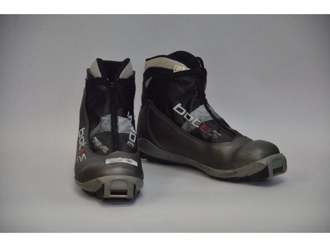 22477 boty na bezky botas vital vel 12