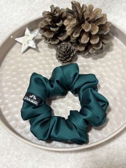 44 mechovka satenova scrunchie