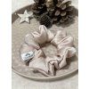 53 1 pudrovka satenova scrunchie