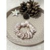 50 5 pudrovka mini satenova scrunchie