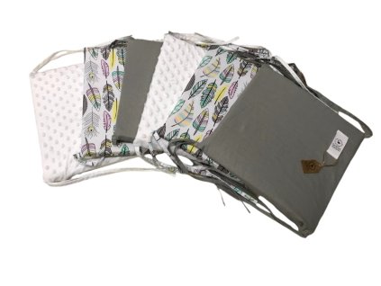 Mantinely molitanové - 2ks bílá minky, 2ks tmavě šedá bavlna, 2ks barevná peříčka