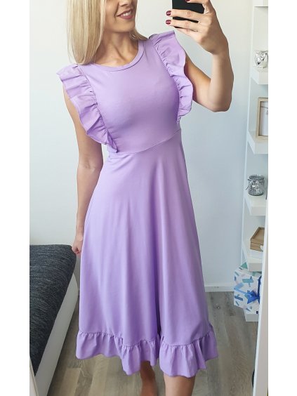 Dlhé fialové volánikové šaty