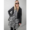 Dámska kockovaná dlhá bielo čierna košeľa Oversize