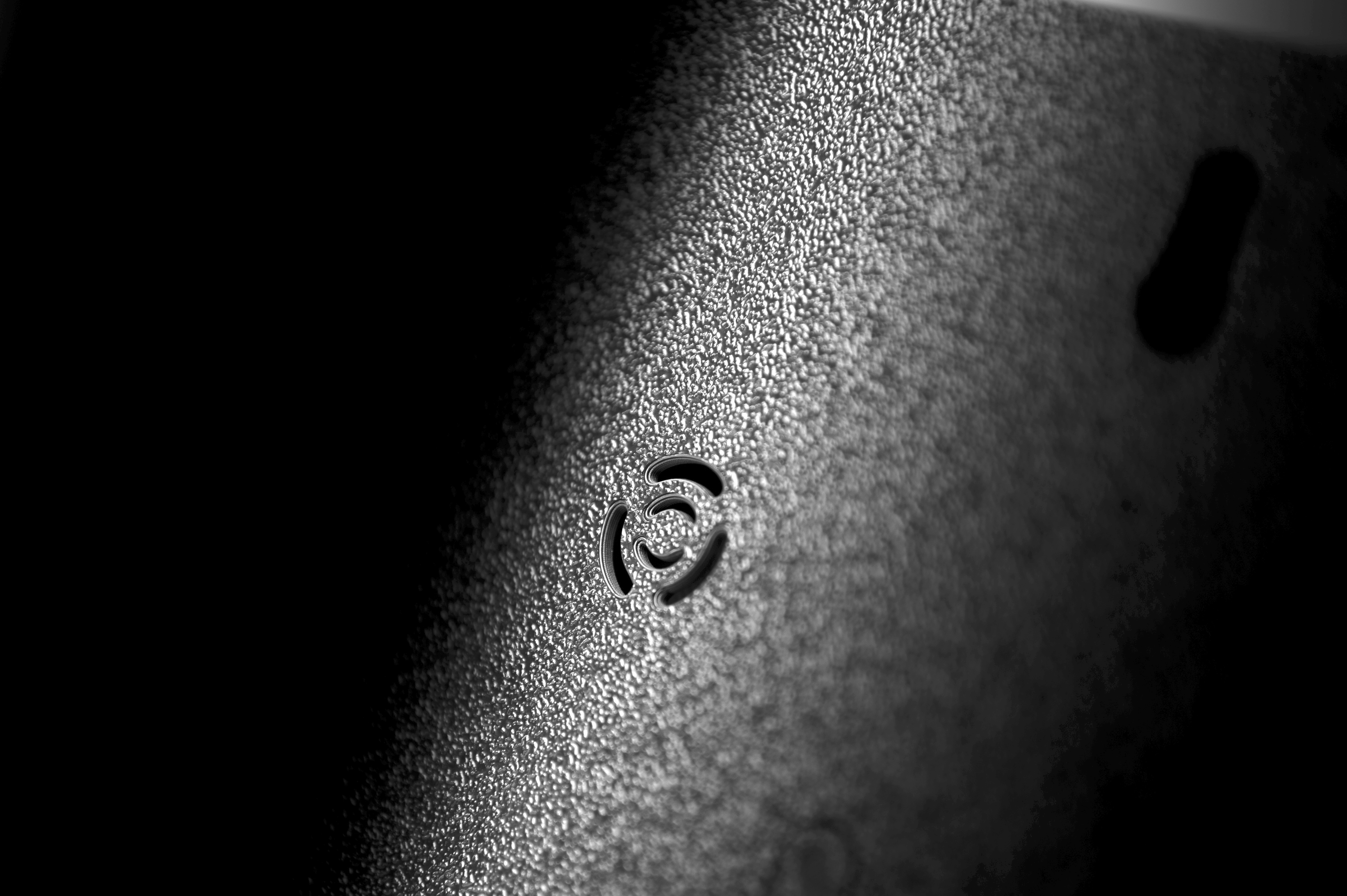 EVENT STATION – zadní část, otvor pro teploměr