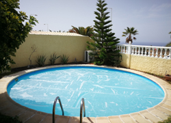 Solární plachta Cornisun na kruhové bazény