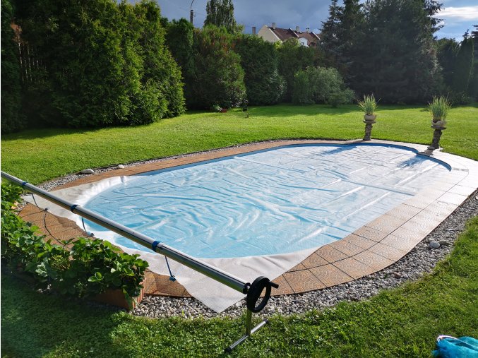 Solarni plachta Cornisun na bazén 3,7 x 7,3 m