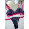 Lace thong with adjustable sizing