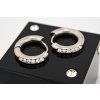 damske ocelove nausnice cierna kocka strieborna farba Crystal Hoops