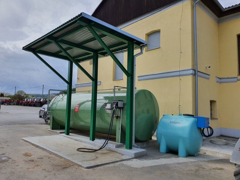 Tankstelle für Diesel und AdBlue