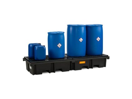 BRENNENDER PE-BEHÄLTER MIT PE-WURZEL (4 x 200 l Fass)