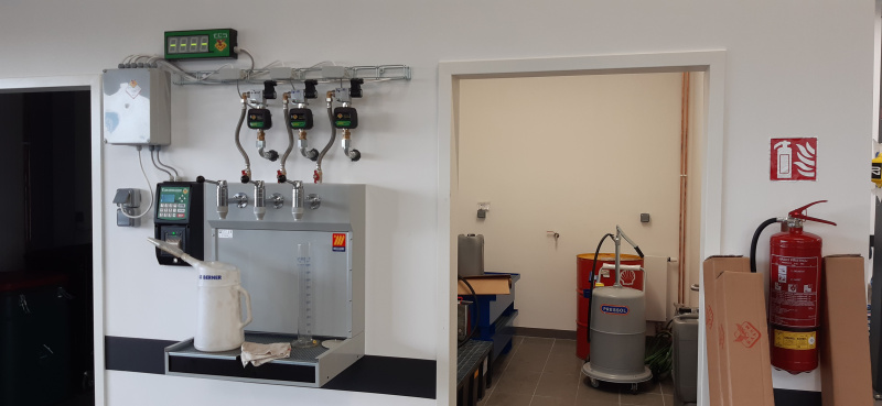 Olejové hospodárstvo Lexus Praha - Čestlice