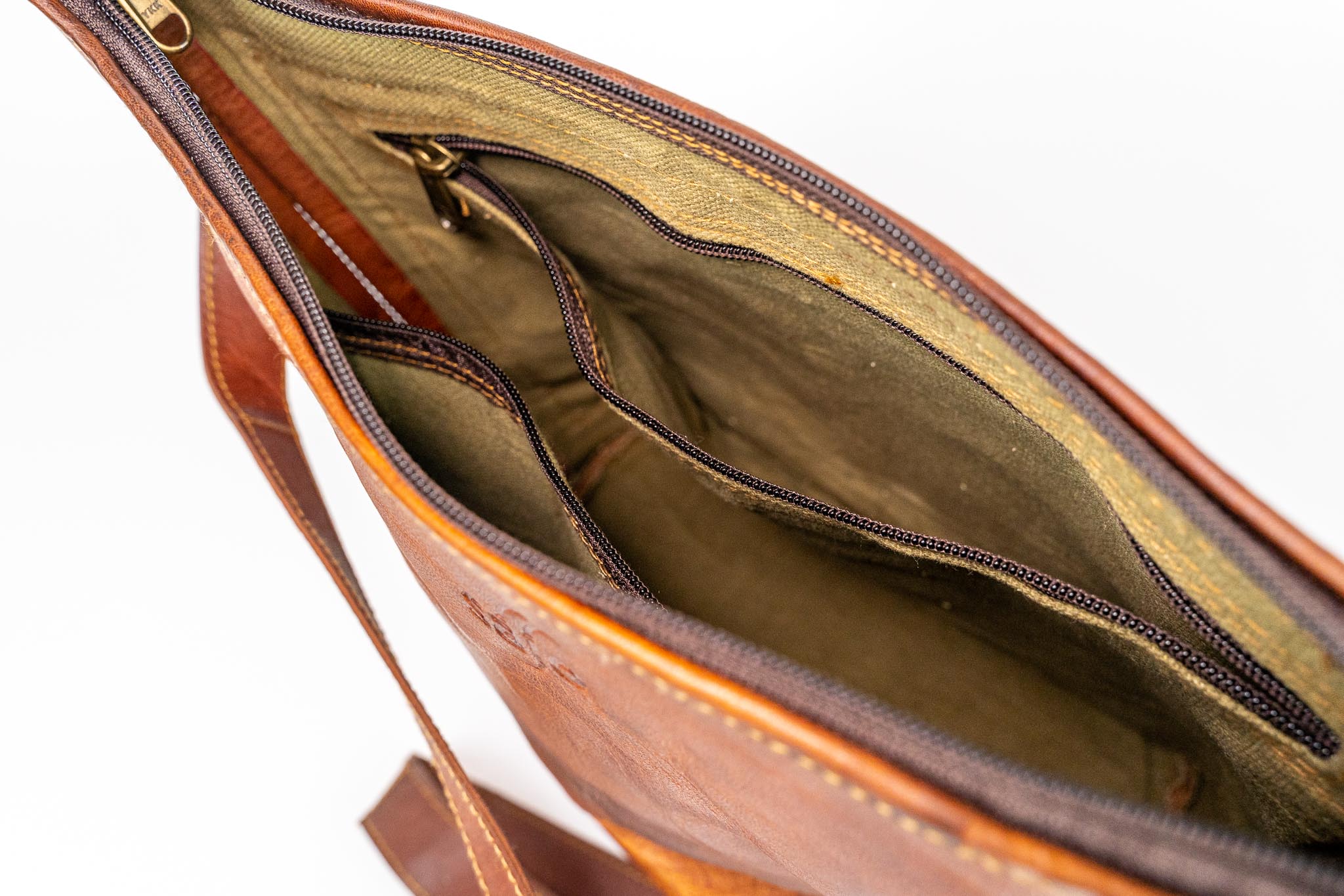 SAJO RANJÁNA crossbody kabelka