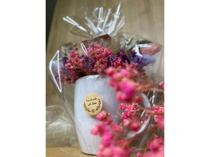 MDŽ Kvitnúca šálka