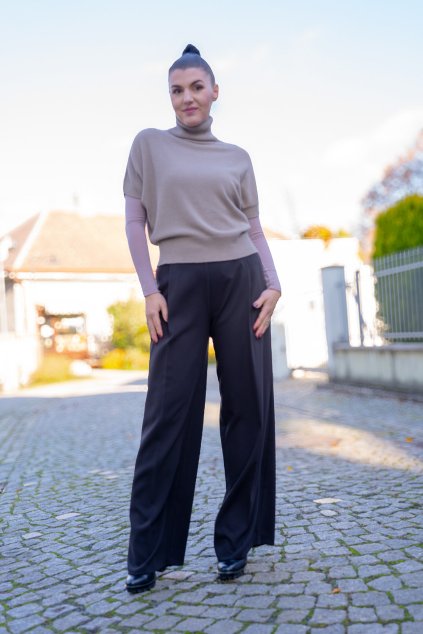 pohodlné kalhoty do kanceláře