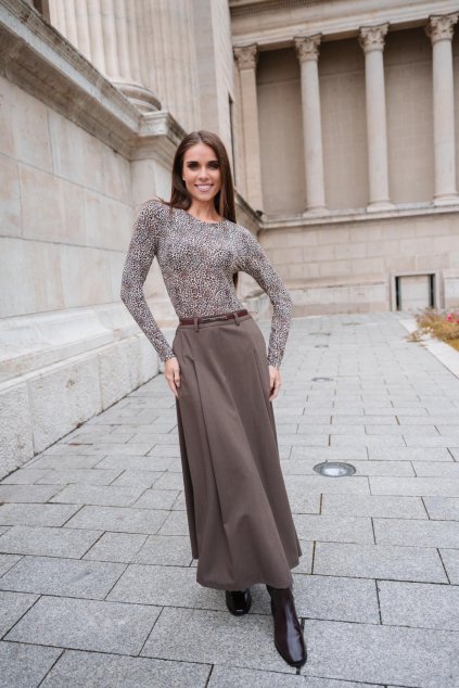 dlouhá sukně po kotníky