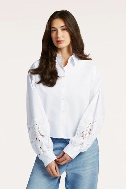 luxusní bílá košile