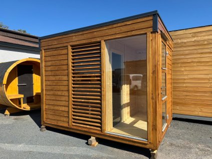 Finská izolovaná sauna SCANDI STANDARD, 2 místnosti 3,3x2,3 m, 80 mm, smrk