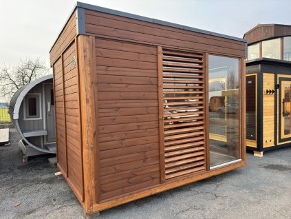 Finská izolovaná sauna ThermoWOOD SCANDI PLUS 3,3x2,3 m, 80 mm