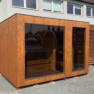 Představujeme saunu KOMFORT S✨ Moderní. Elegantní. Promyšlená do posledního detailu. Přesně taková je naše nová finská...