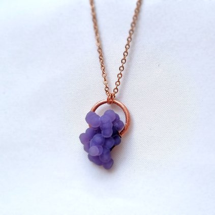 Hroznový grape chalcedon top - šperk/náhrdelník