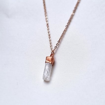 Danburit (Mexiko), přírodní krystal s duhou - šperk/náhrdelník