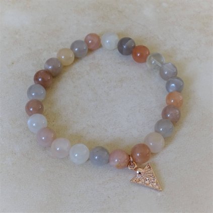 Náramek z přírodních minerálních korálků z měsíčního kamene v odstínech broskvové, perleťové a šedivé