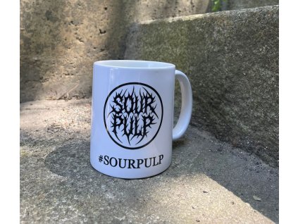 Cynický citrus – hrnek s příchutí odporu a stylu