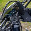Charging Anti Vibration Module SPC+ SP Connect – modul SP Connect na řídítkách motocyklu v exteriéru
