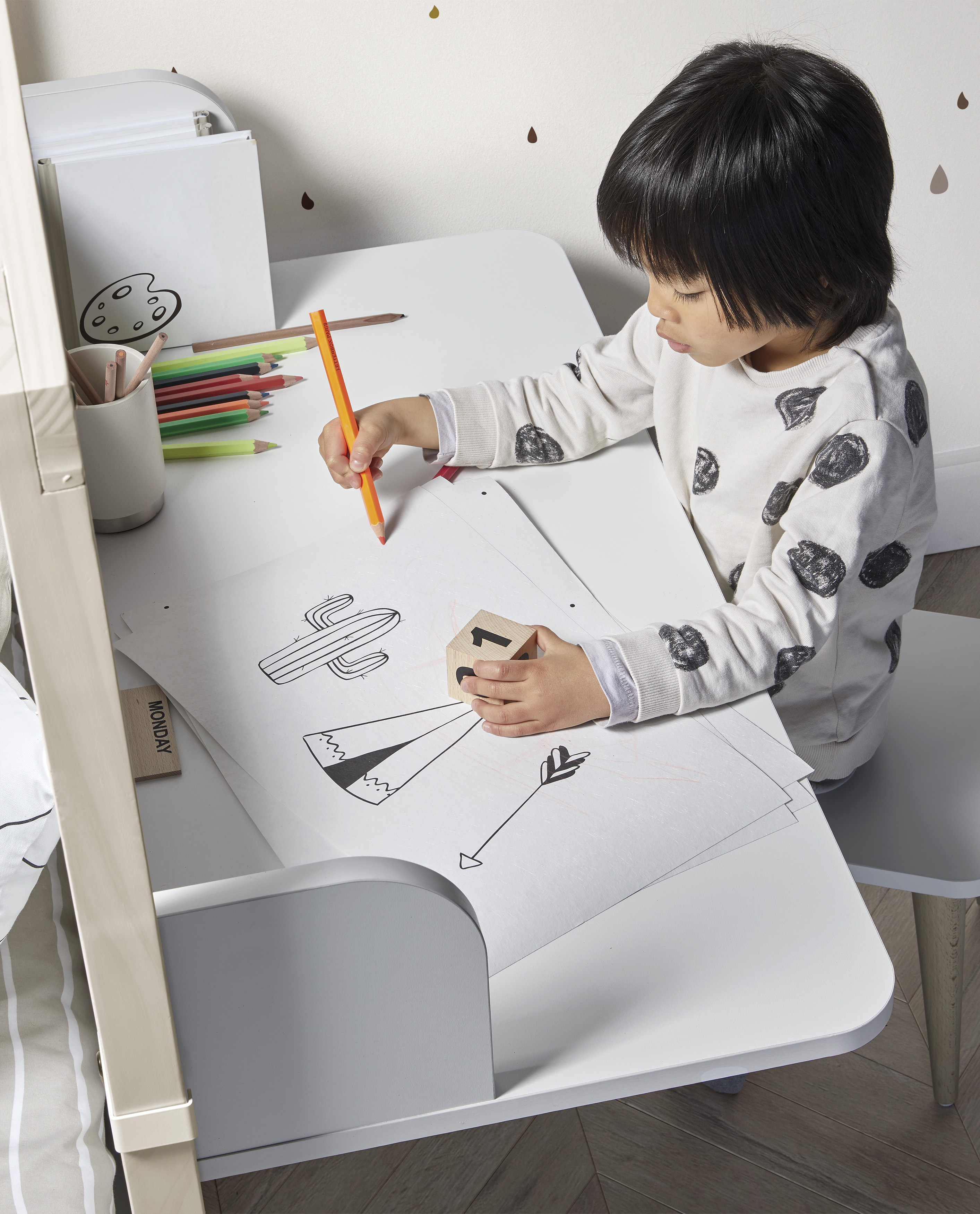 Montessori  nábytek pro samostatné děti