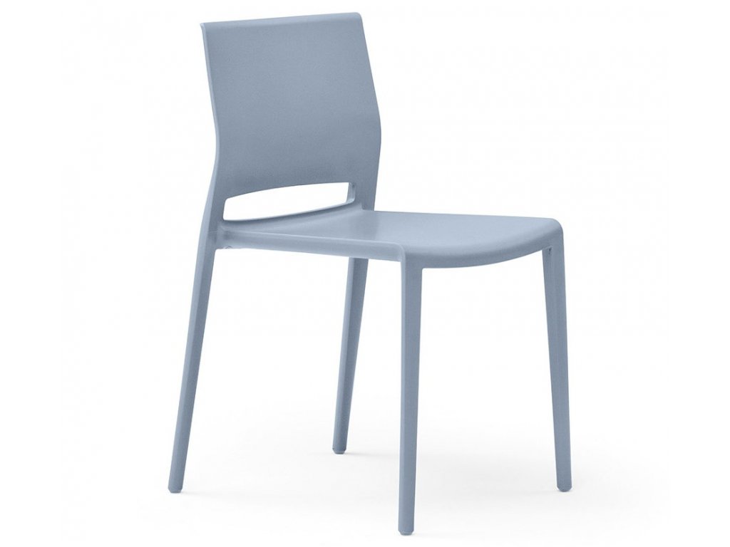 židle Giant (1)