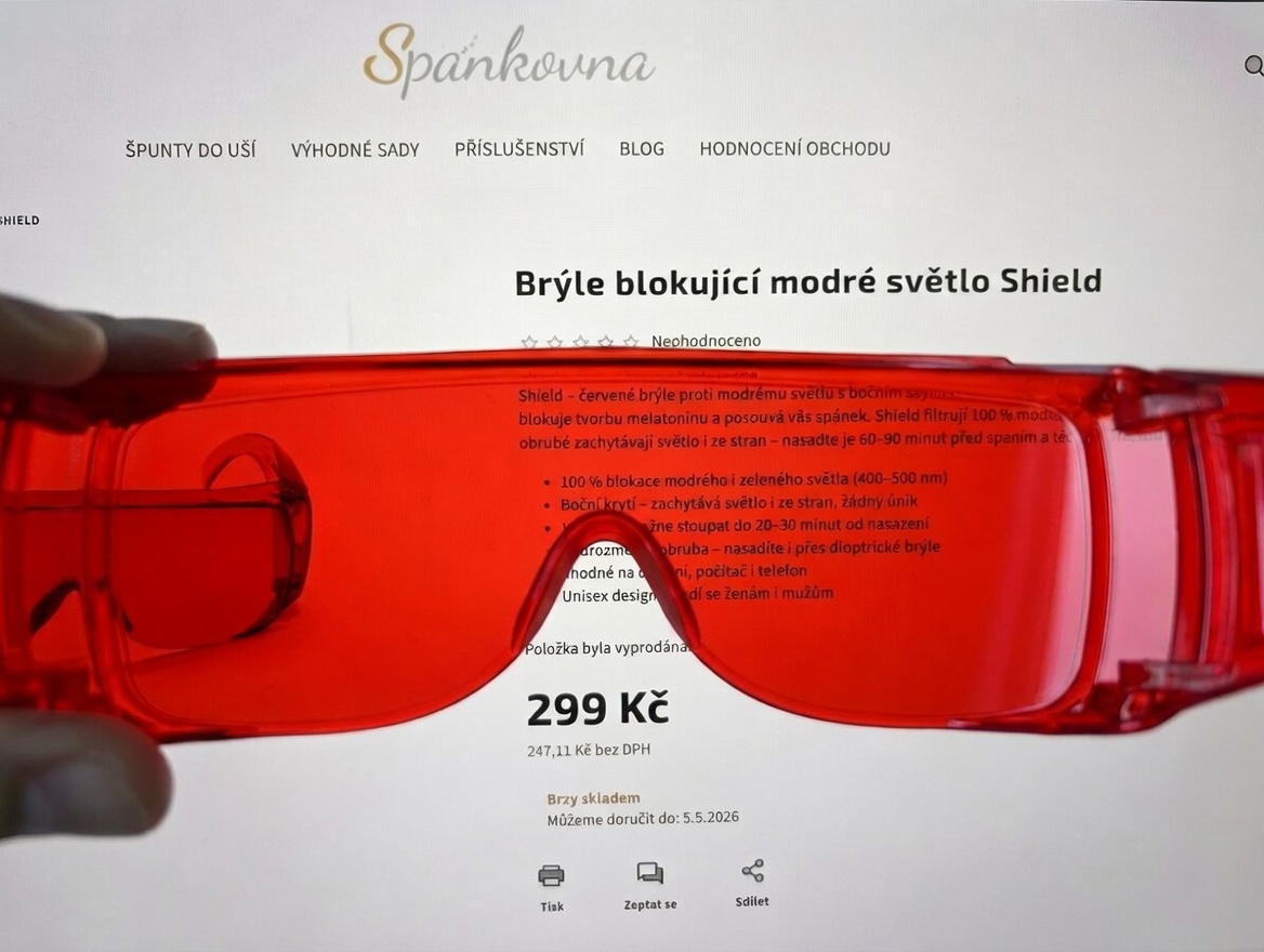 Brýle proti modrému světlu – jak fungují červené skla